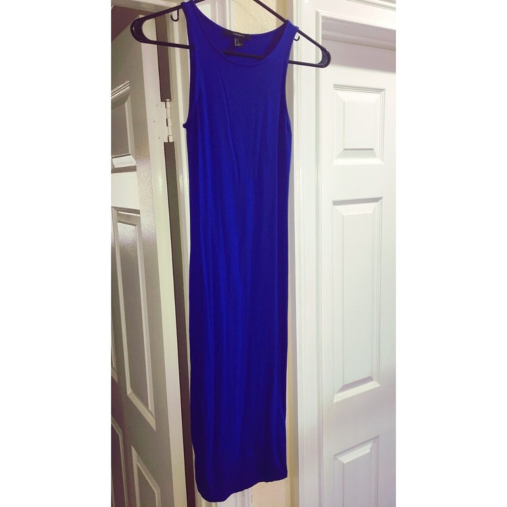 Blue fitted dress